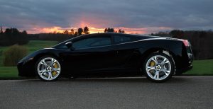 Lire la suite à propos de l’article La popularité de la Lamborghini; Analyse d’une marque légendaire
