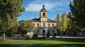 Lire la suite à propos de l’article La mairie de Valdurenque : un nouveau pôle culturel dans le Tarn